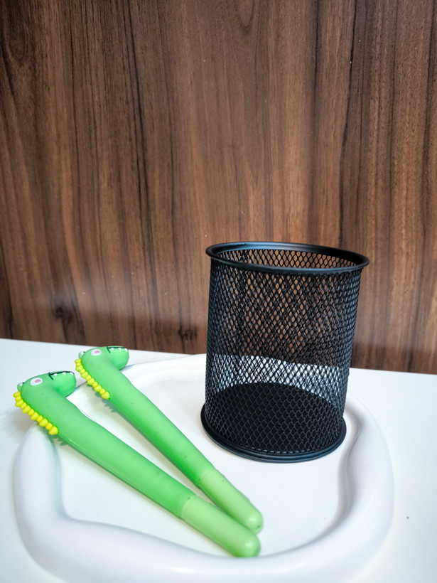 جاقلمی به رنگ مشکی