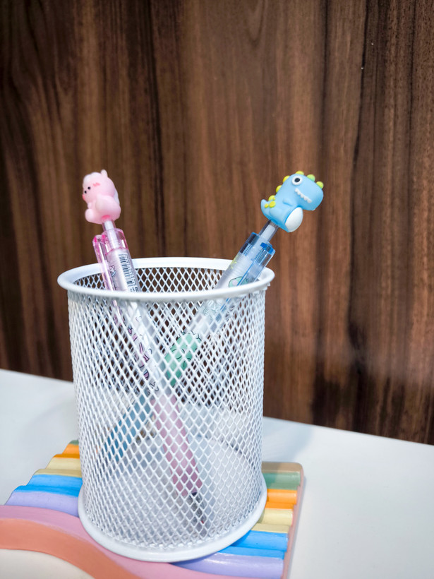 جاقلمی به رنگ سفید